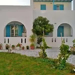 Parian Blu Lägenhet Logaras