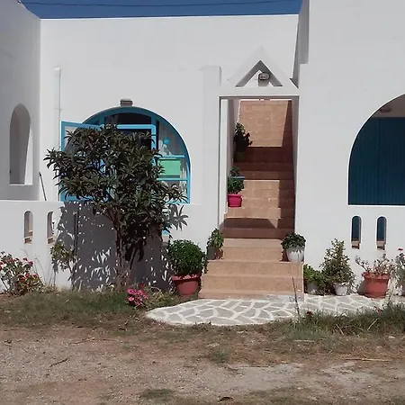 Apartment Studios Parian Blu Logaras