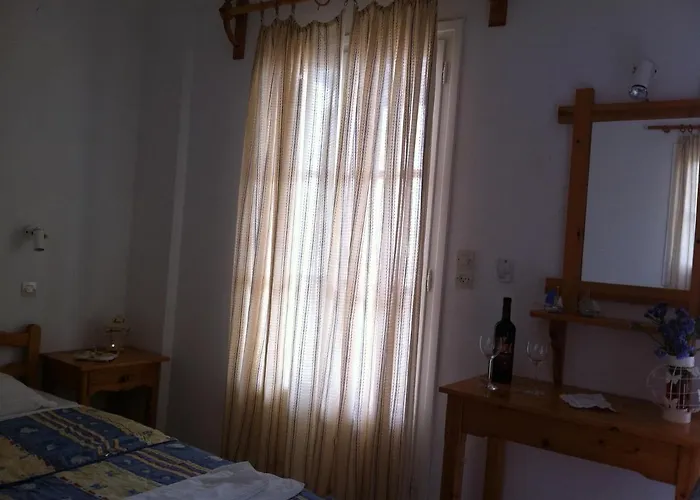 Parian Blu Lägenhet Logaras